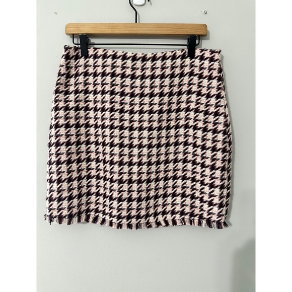BCBGeneration Houndstooth Mini Skirt Womens‎ Size 10 Tweed Fringed Hem - Picture 2 of 7
